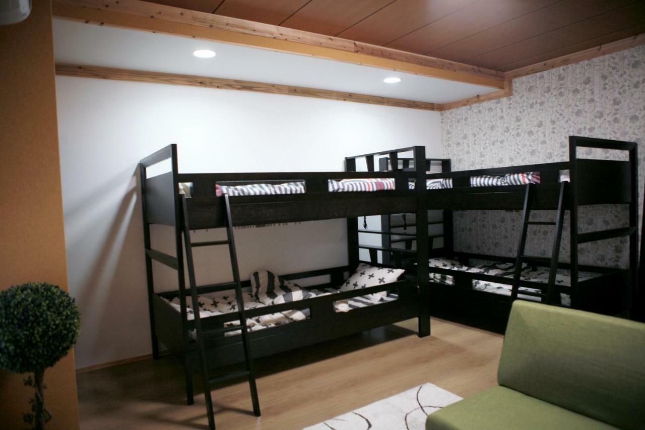 Maru House Hotel Осака Екстериор снимка